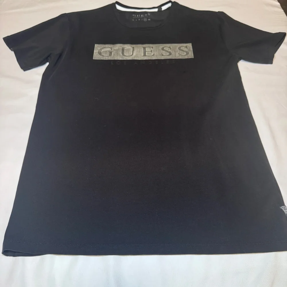 Guess Los Angeles Super Slim Fit Black Graphic T-Shirt Mens XL‎ Logo Tee - Picture 2 of 9